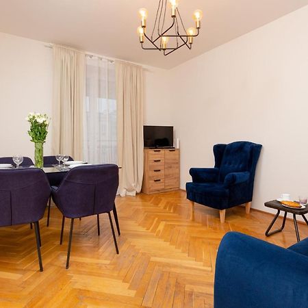 City Center Apartment Elektoralna By Noclegi Renters 바르샤바 외부 사진